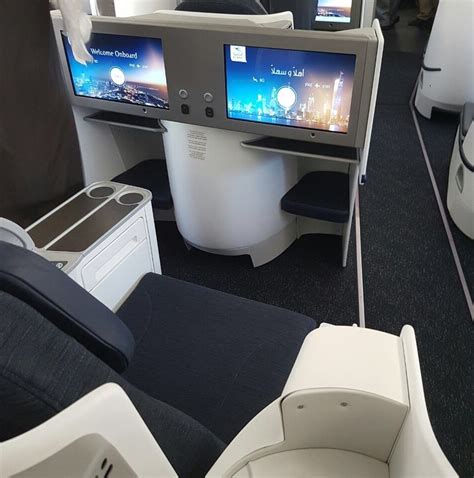 kuwait 777 business class